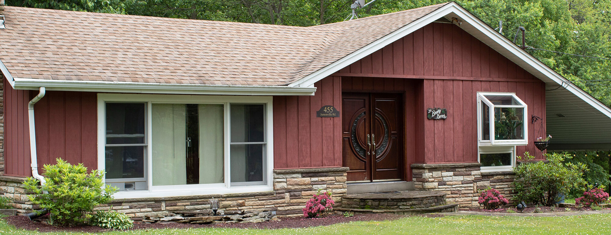 house exterior header